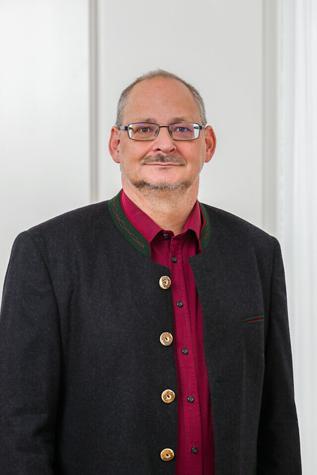 Hubert Schütz, Amtsrat im Notardienst
